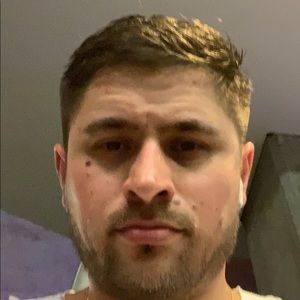 Meet your Posher, Juliano